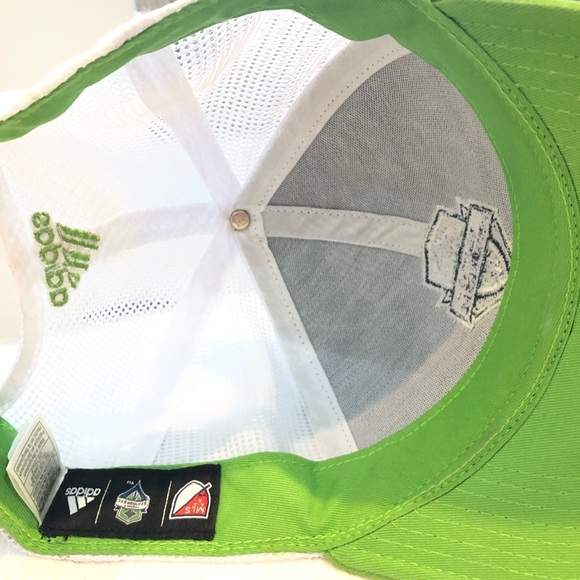 Seahawks Snapback - Picture 2 of 3